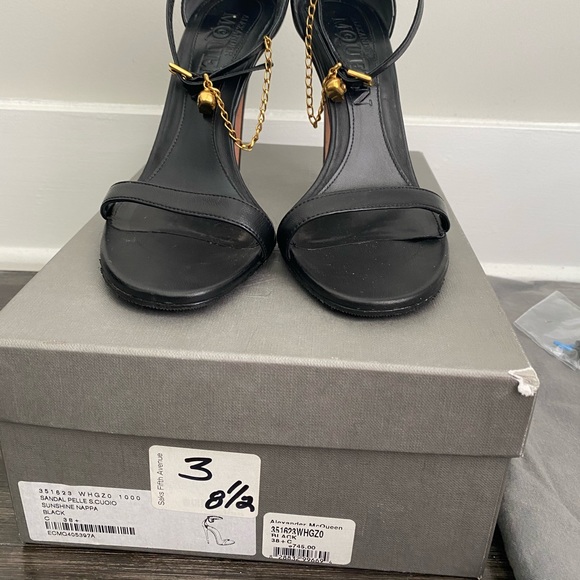 Alexander McQueen Strap Sandal. - Picture 2 of 10